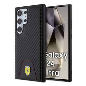 Capa Samsung Galaxy S24 Ultra Ferrari Carbono com costura na parte inferior - Preto